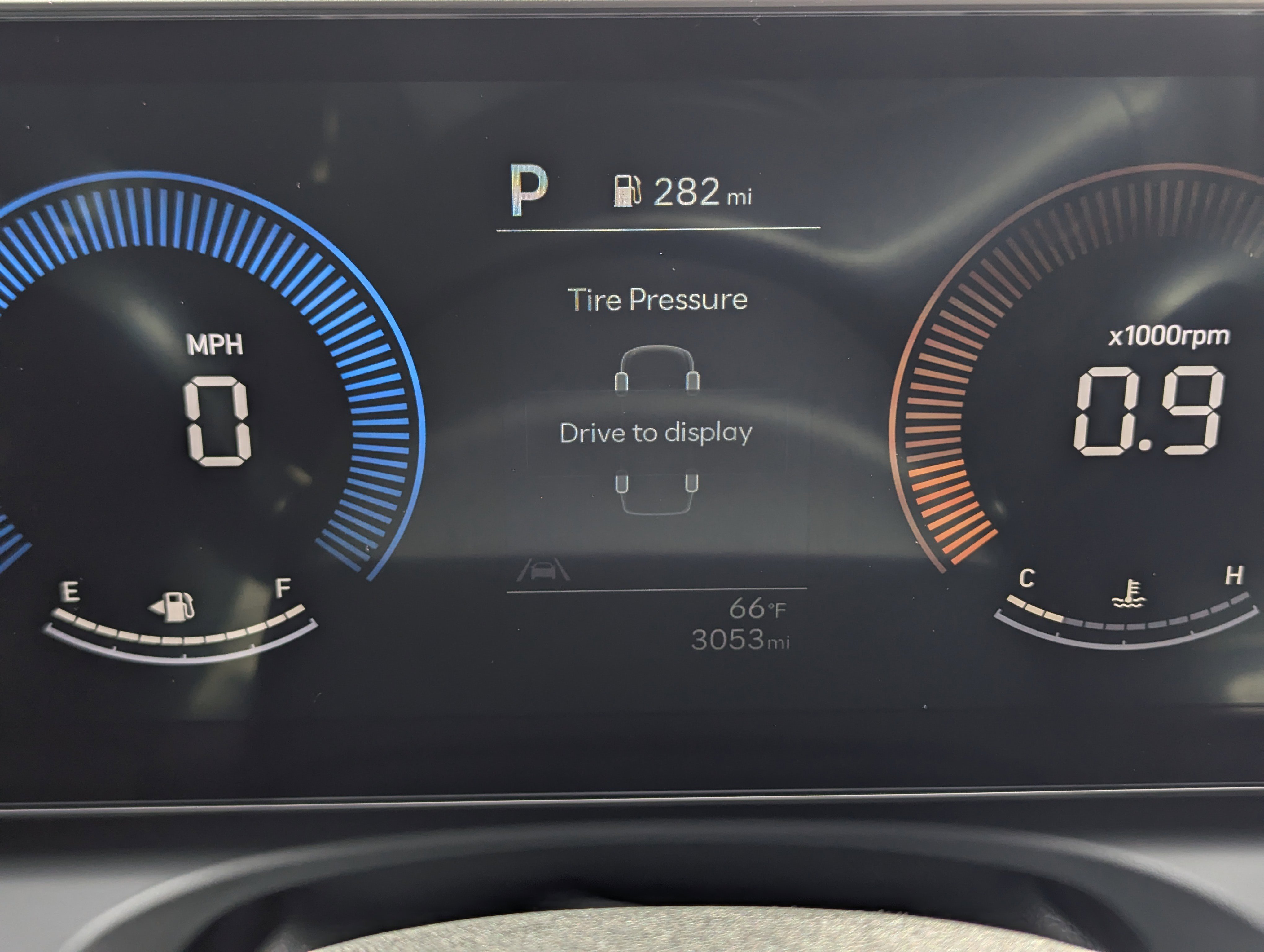 Certified 2025 Hyundai Santa Cruz SE image 13