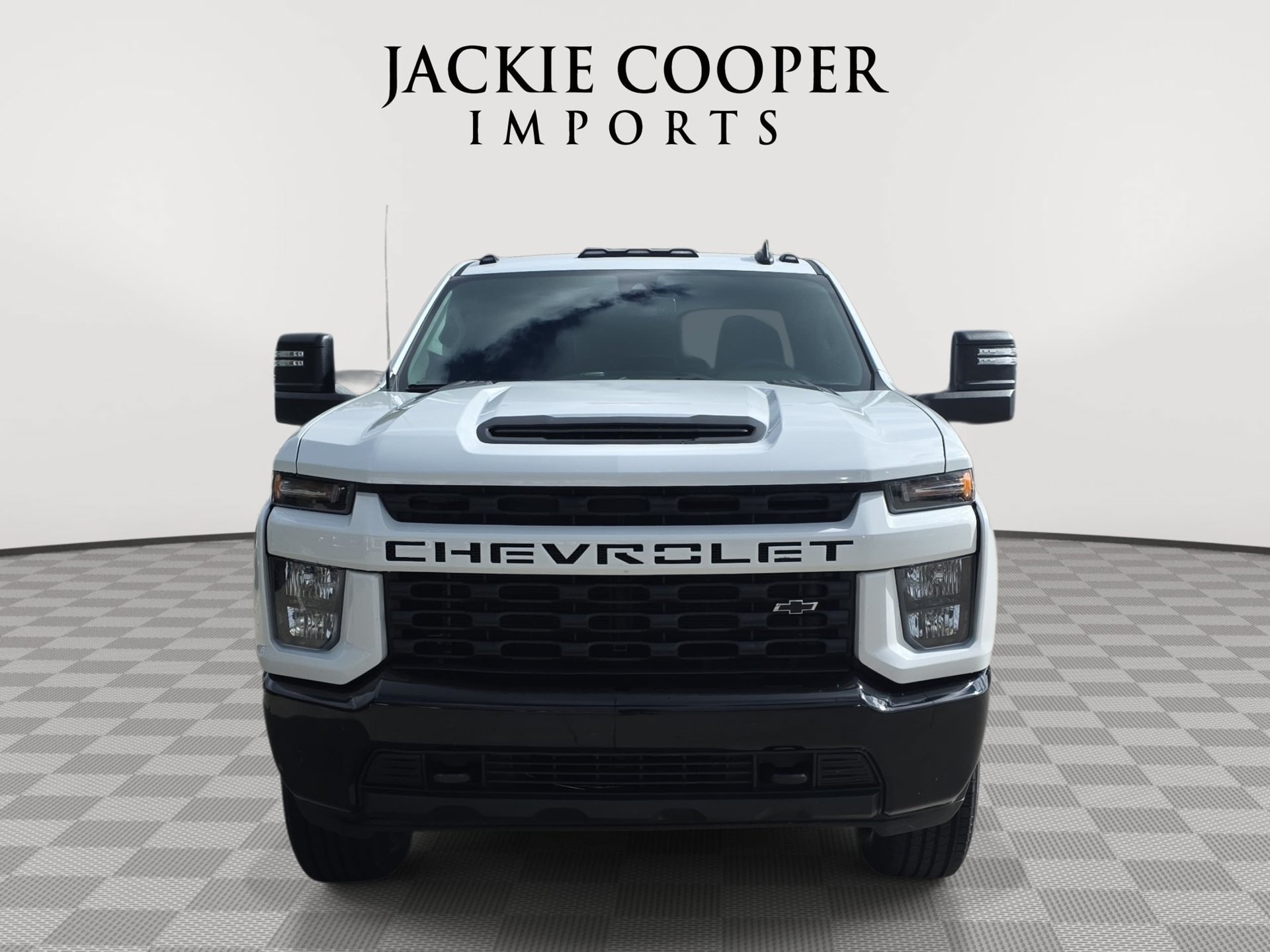 Used 2021 Chevrolet Silverado 2500 Custom w/ Custom Value Package AWD/4WD image 2