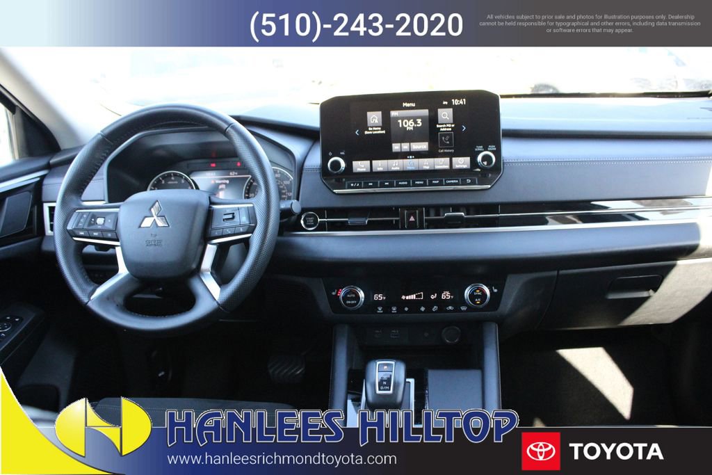 Used 2024 Mitsubishi Outlander SE image 18
