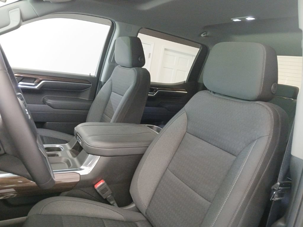 Used 2023 Chevrolet Silverado 1500 RST AWD/4WD image 14