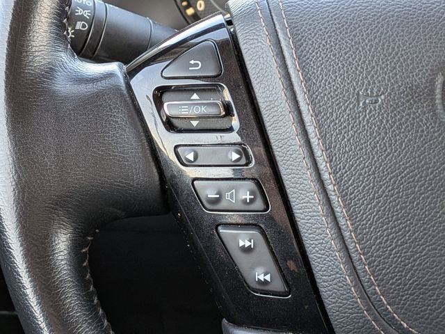 Certified 2023 Nissan Armada Platinum w/ Captain's Chairs Package image 29