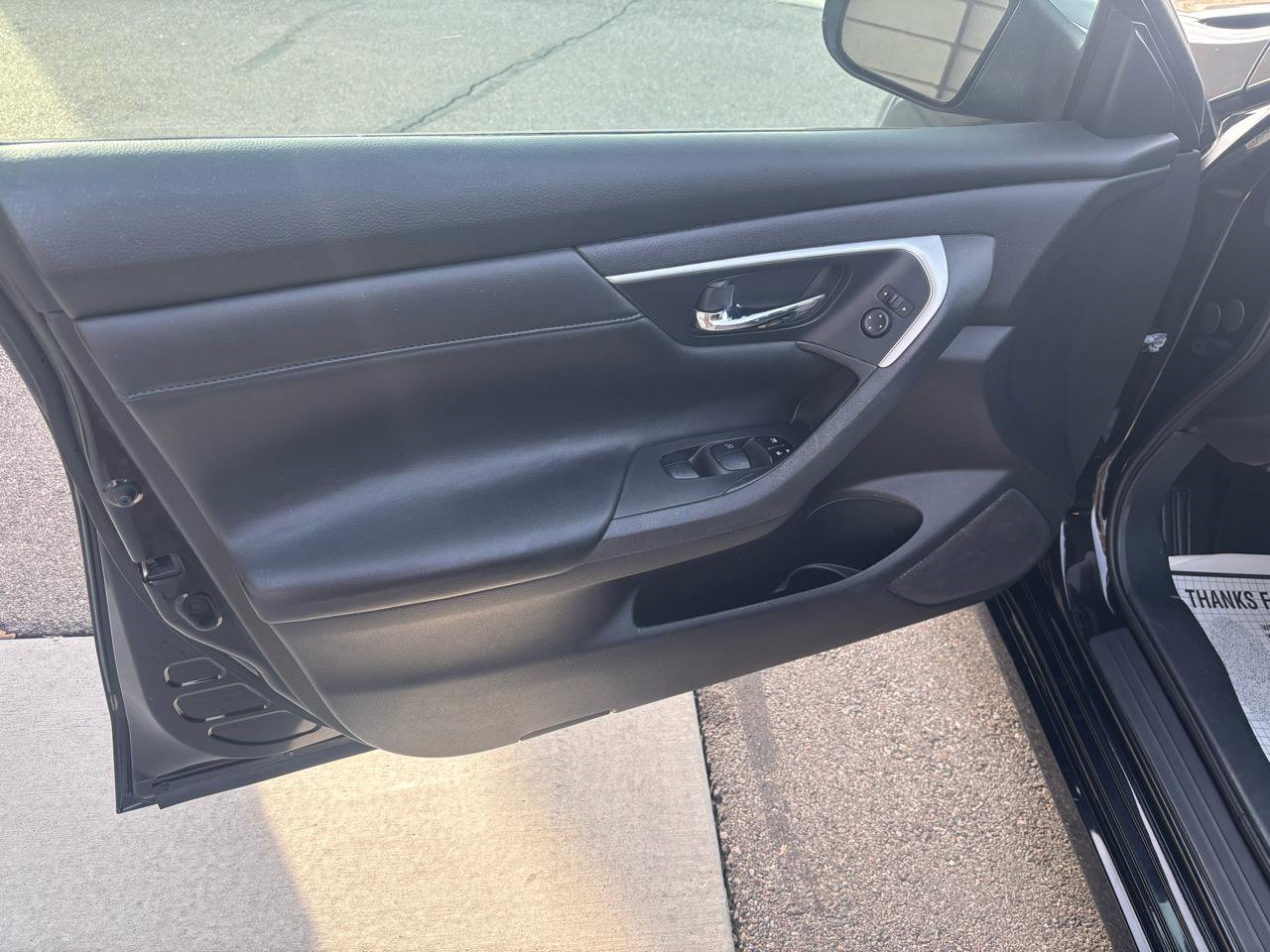 Used 2018 Nissan Altima 2.5 SR w/ SR Midnight Edition image 10