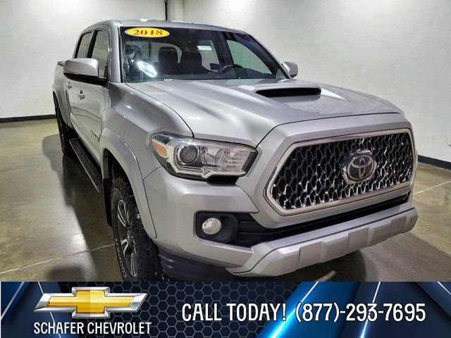 Used 2018 Toyota Tacoma TRD Sport image 10