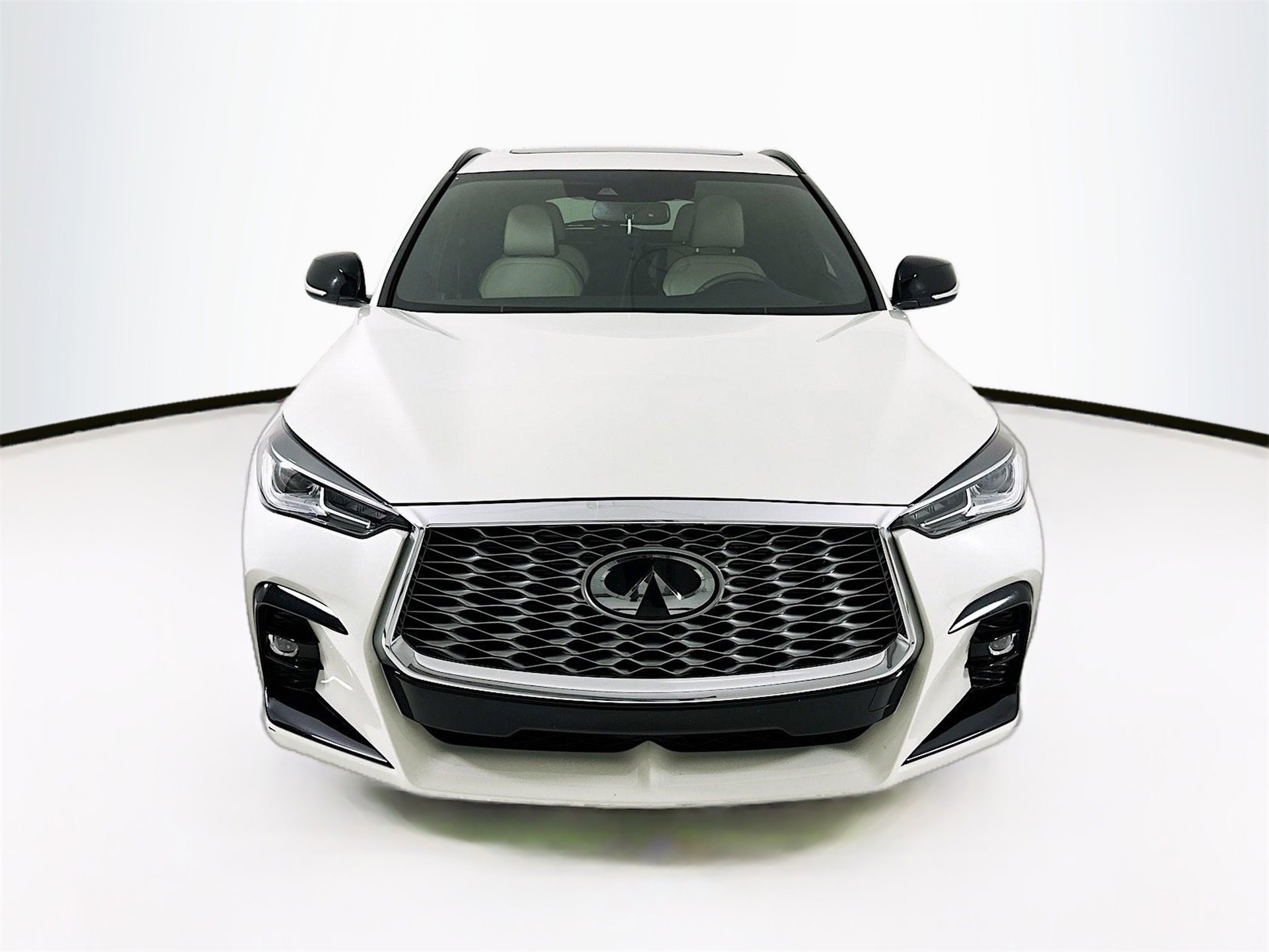 Used 2023 INFINITI QX55 Luxe w/ Cargo Package image 2