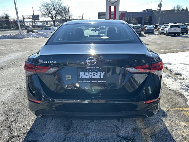Used 2023 Nissan Sentra S image 7