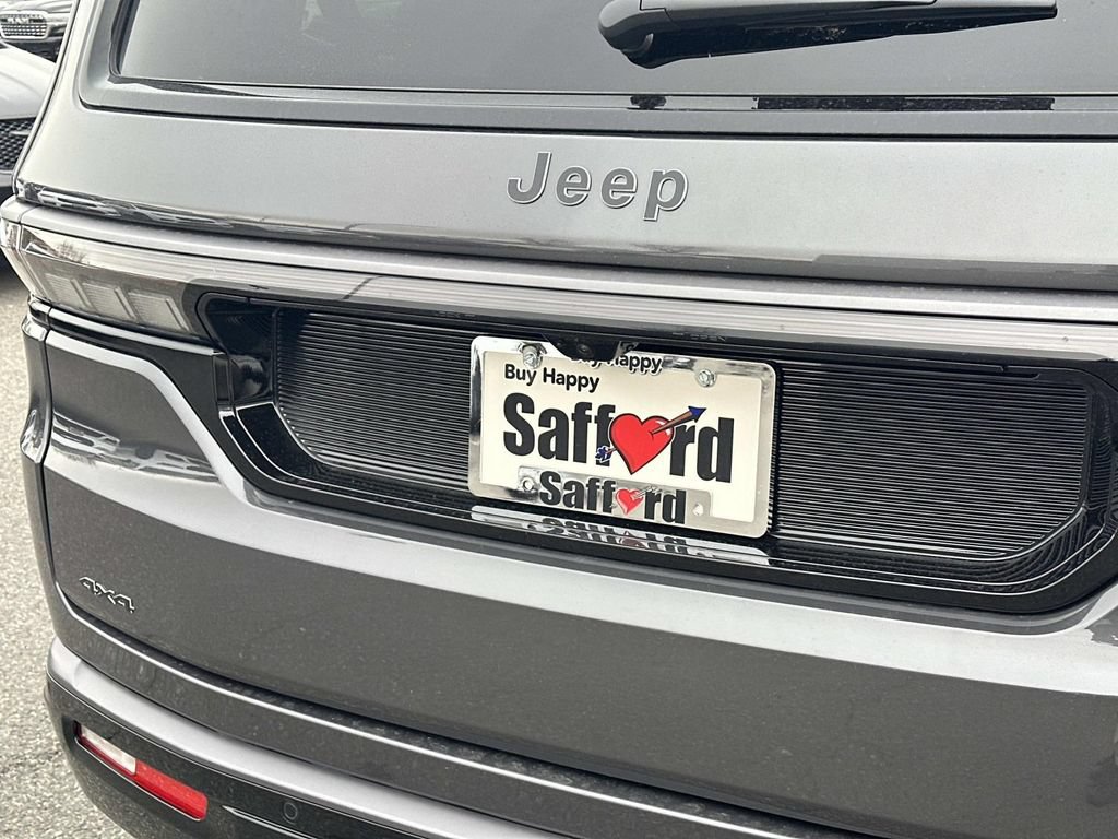 New 2026 Jeep Grand Wagoneer Limited AWD/4WD image 12