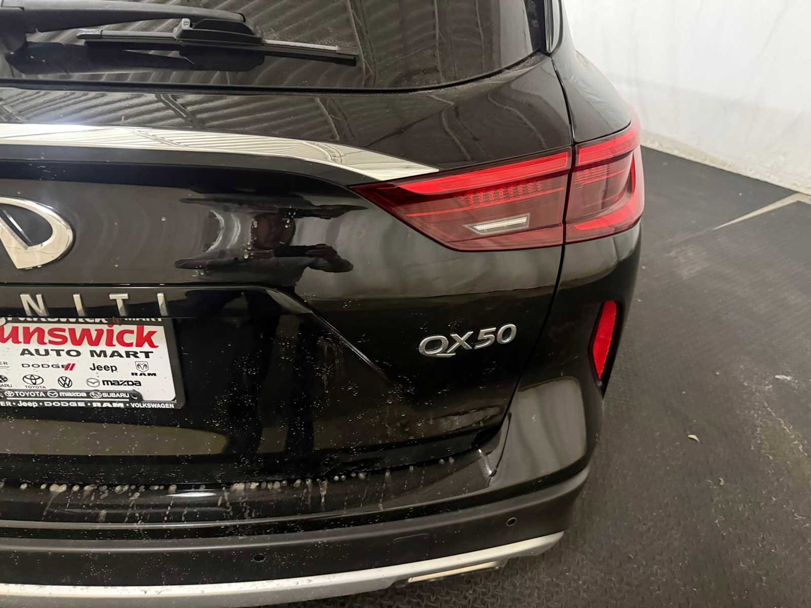 Used 2020 INFINITI QX50 Luxe FWD image 18