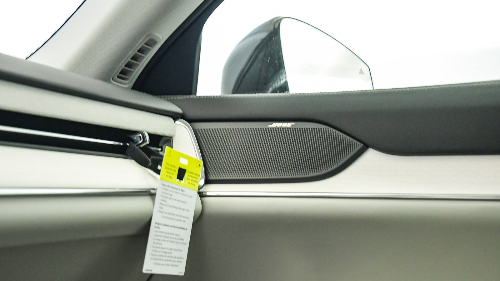 New 2025 Volvo EX90 Plus w/ Protection Package Premier image 27