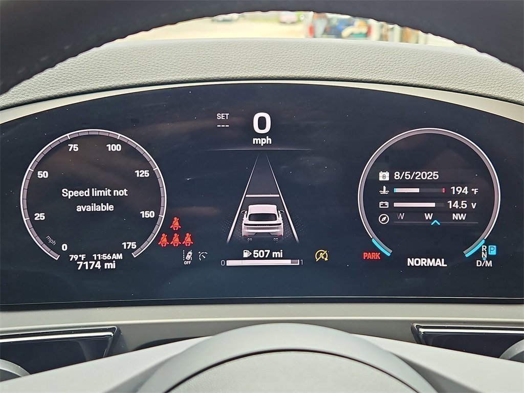 Certified 2025 Porsche Cayenne image 23