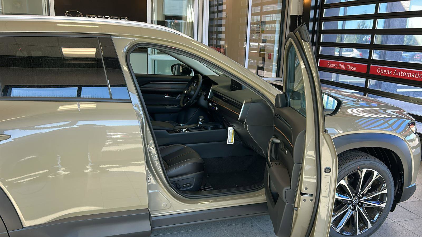 New 2025 MAZDA CX-50 AWD 2.5 Turbo w/ Premium Pkg image 28