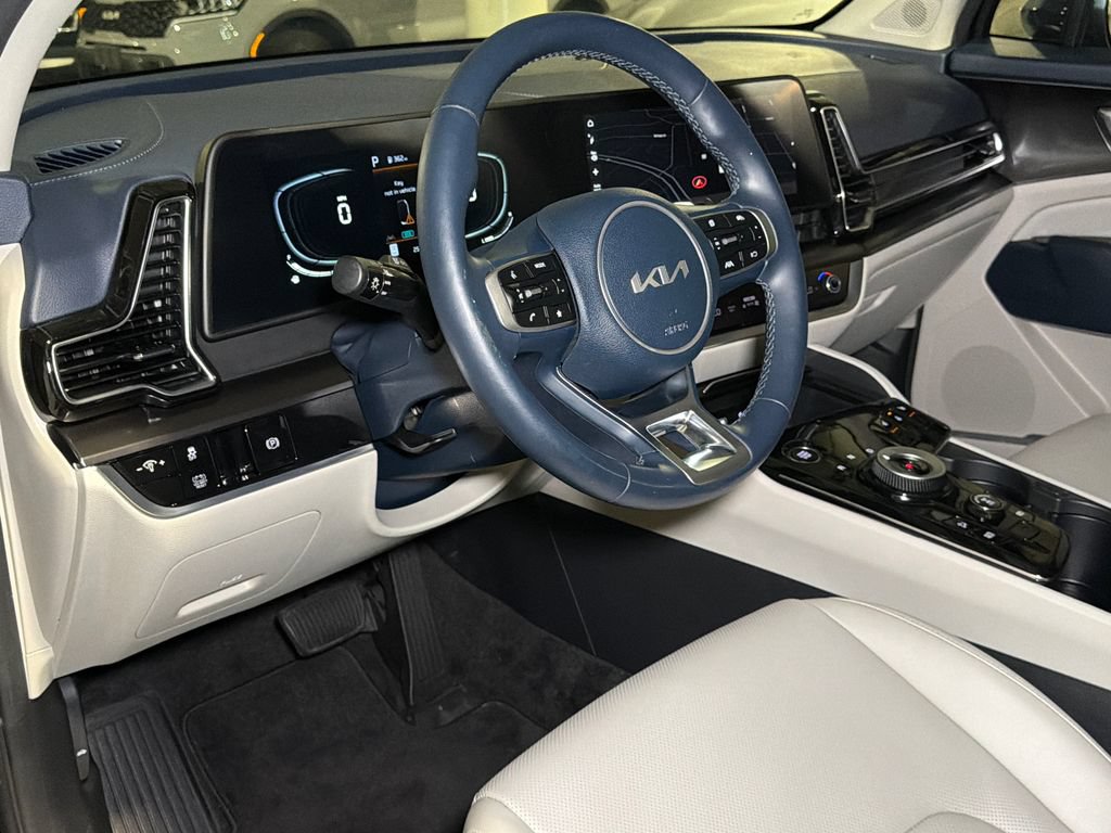 Certified 2023 Kia Sportage EX AWD/4WD image 18