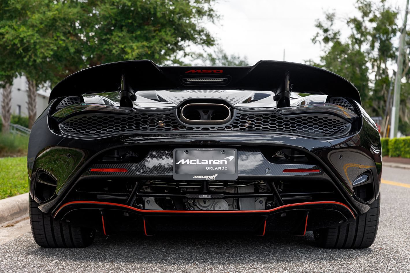 Used 2024 McLaren 750S Spider RWD image 13