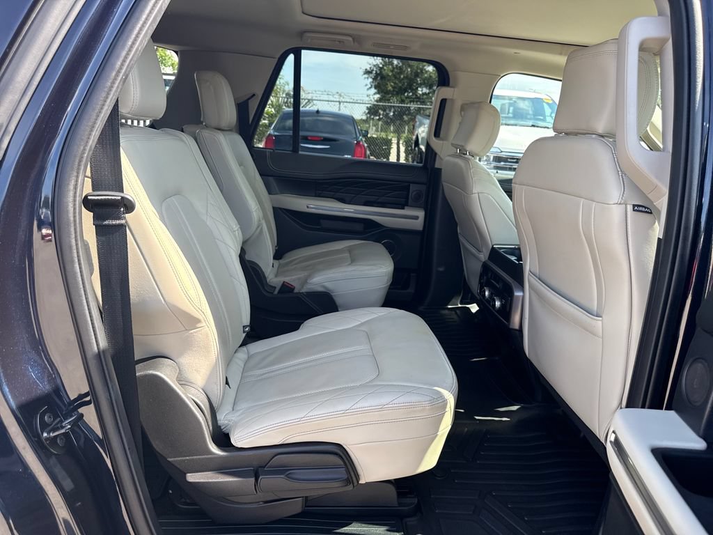 Certified 2021 Ford Expedition Max Platinum RWD image 28