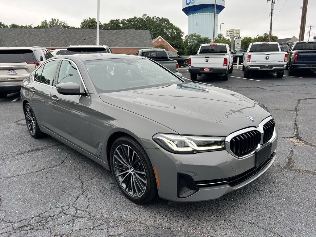 Used 2022 BMW 540i xDrive w/ Premium Package image 5
