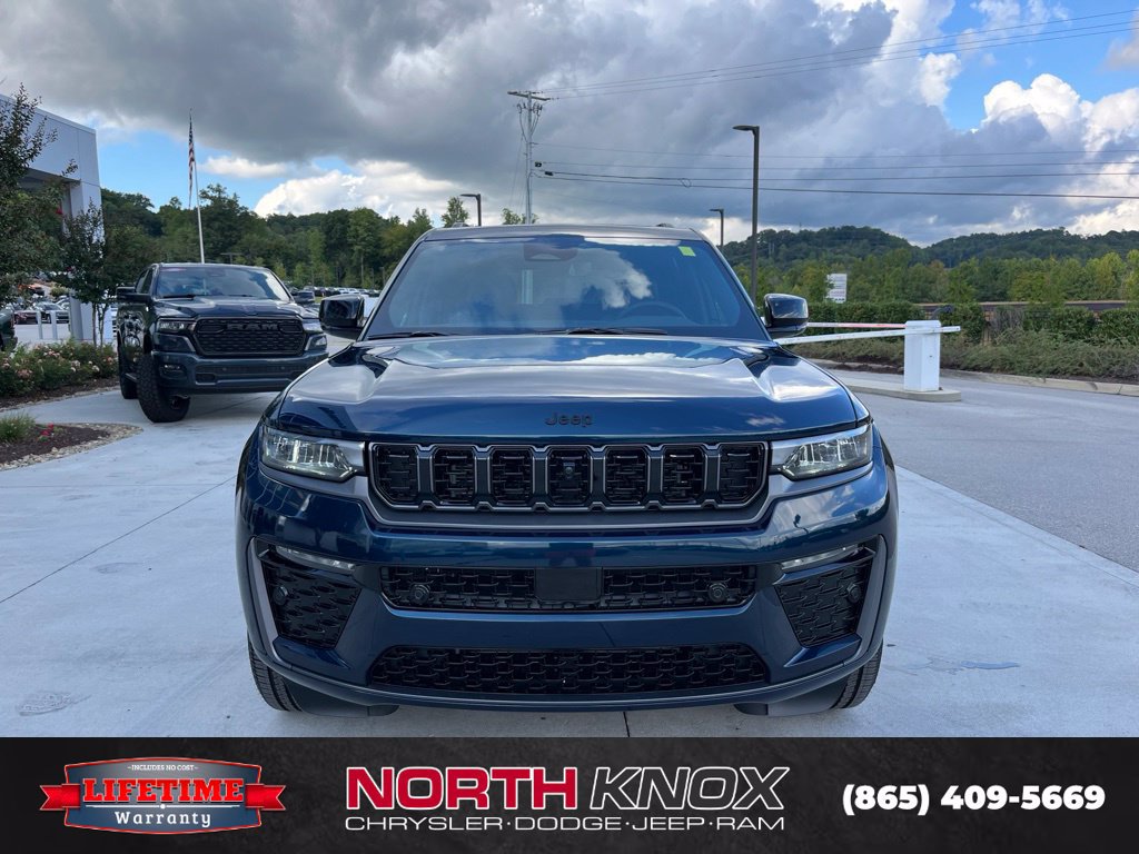New 2027 Jeep Grand Cherokee Limited AWD/4WD image 32