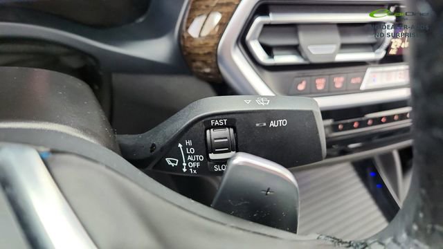 Used 2025 BMW X4 xDrive30i AWD/4WD image 43
