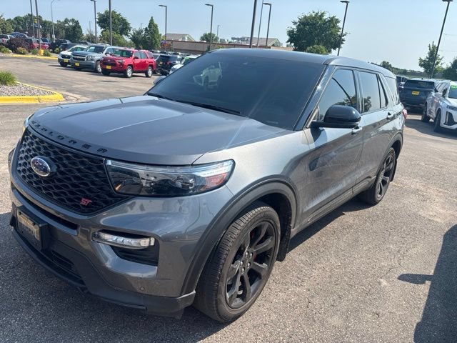 Used 2022 Ford Explorer ST w/ Equipment Group 401A AWD/4WD image 2