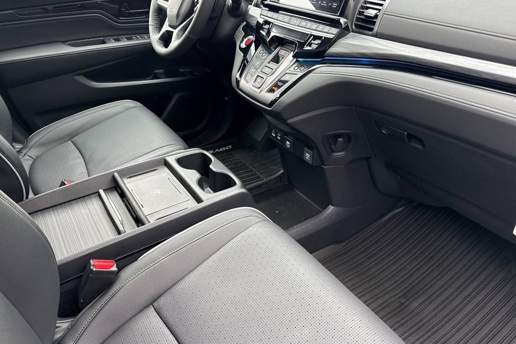 New 2026 Honda Odyssey Elite image 13