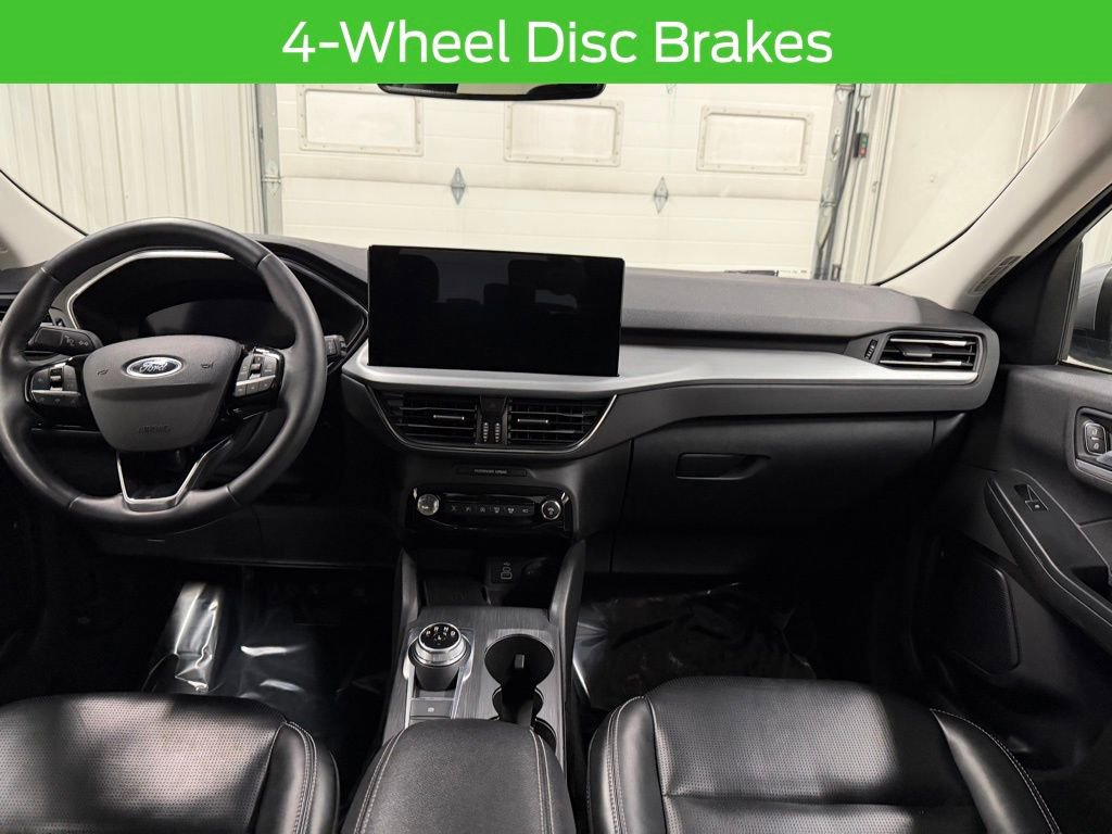 Used 2024 Ford Escape Platinum AWD/4WD image 22