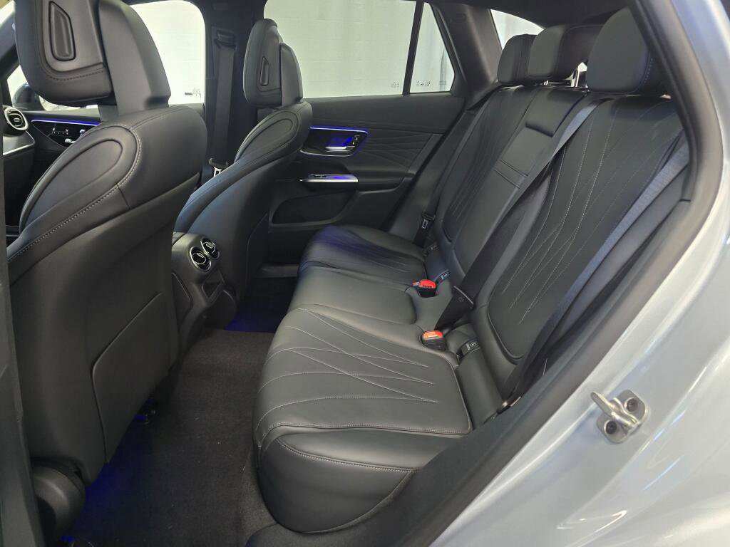 New 2026 Mercedes-Benz GLC 350e 4MATIC image 18
