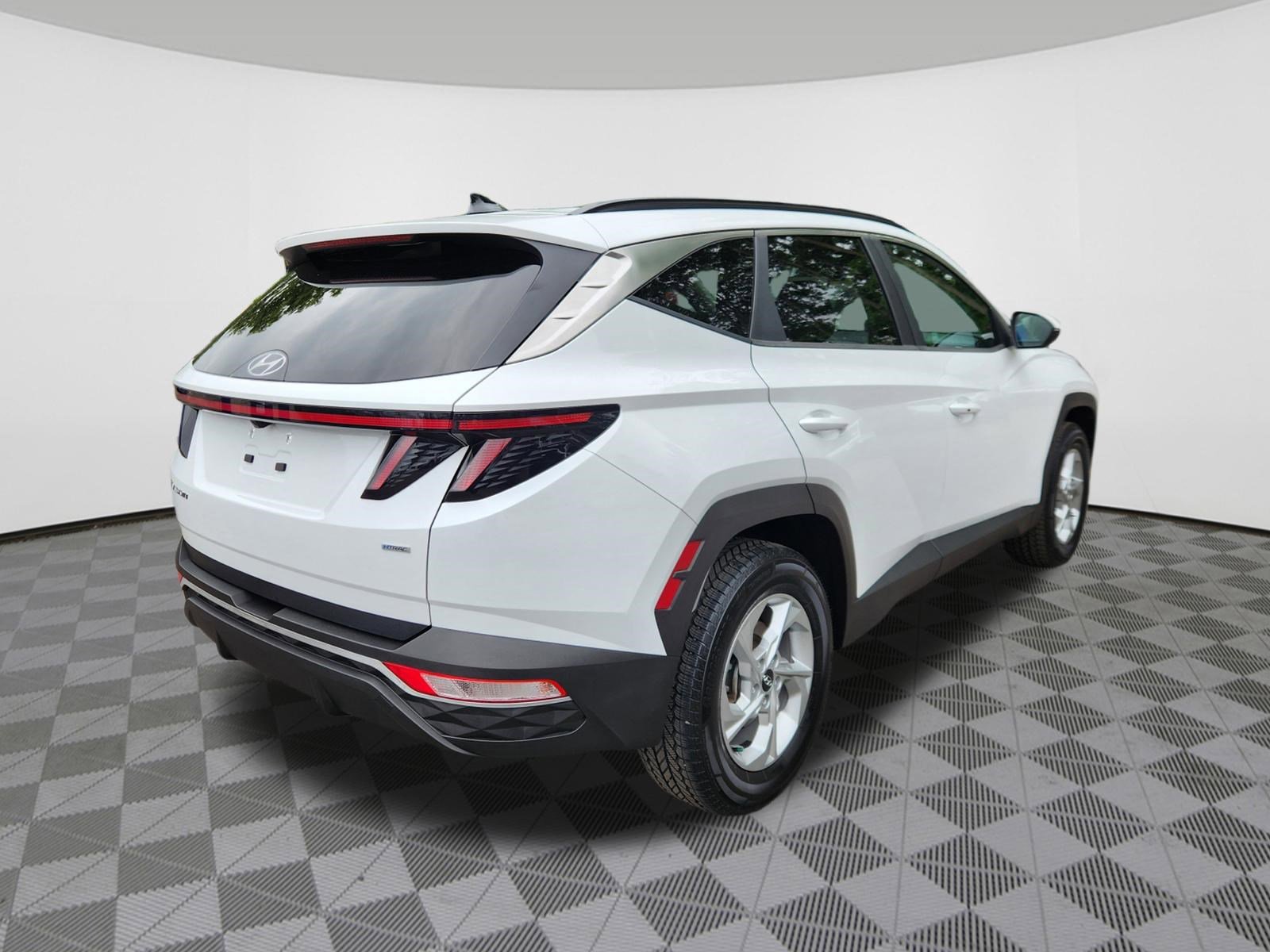 Certified 2022 Hyundai Tucson SEL AWD/4WD image 4