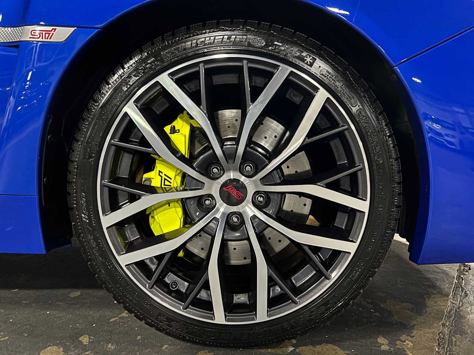 Used 2020 Subaru WRX STI AWD/4WD image 9