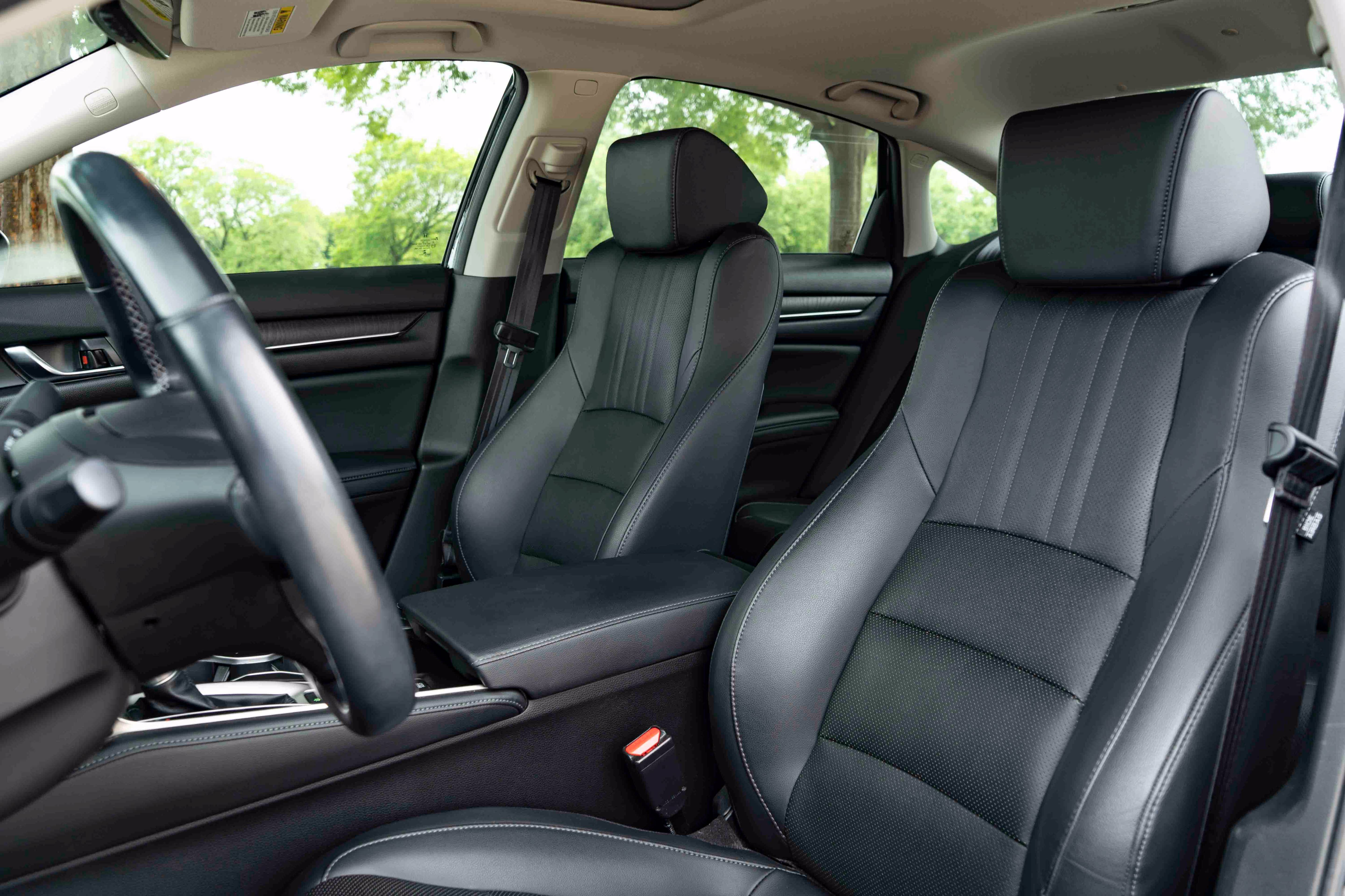 Used 2021 Honda Accord EX-L image 18