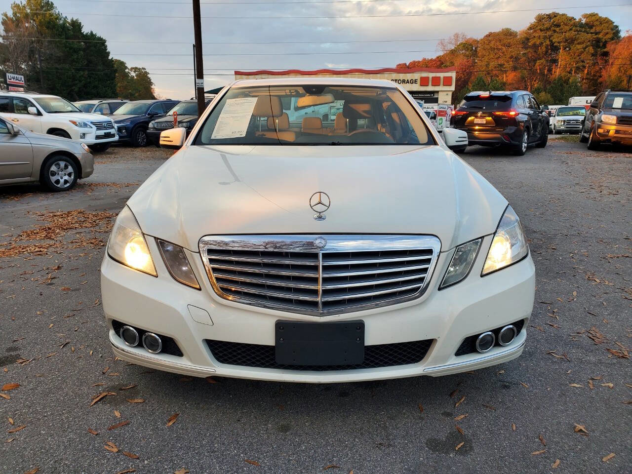 Used 2011 Mercedes-Benz E 350 4MATIC Sedan image 2