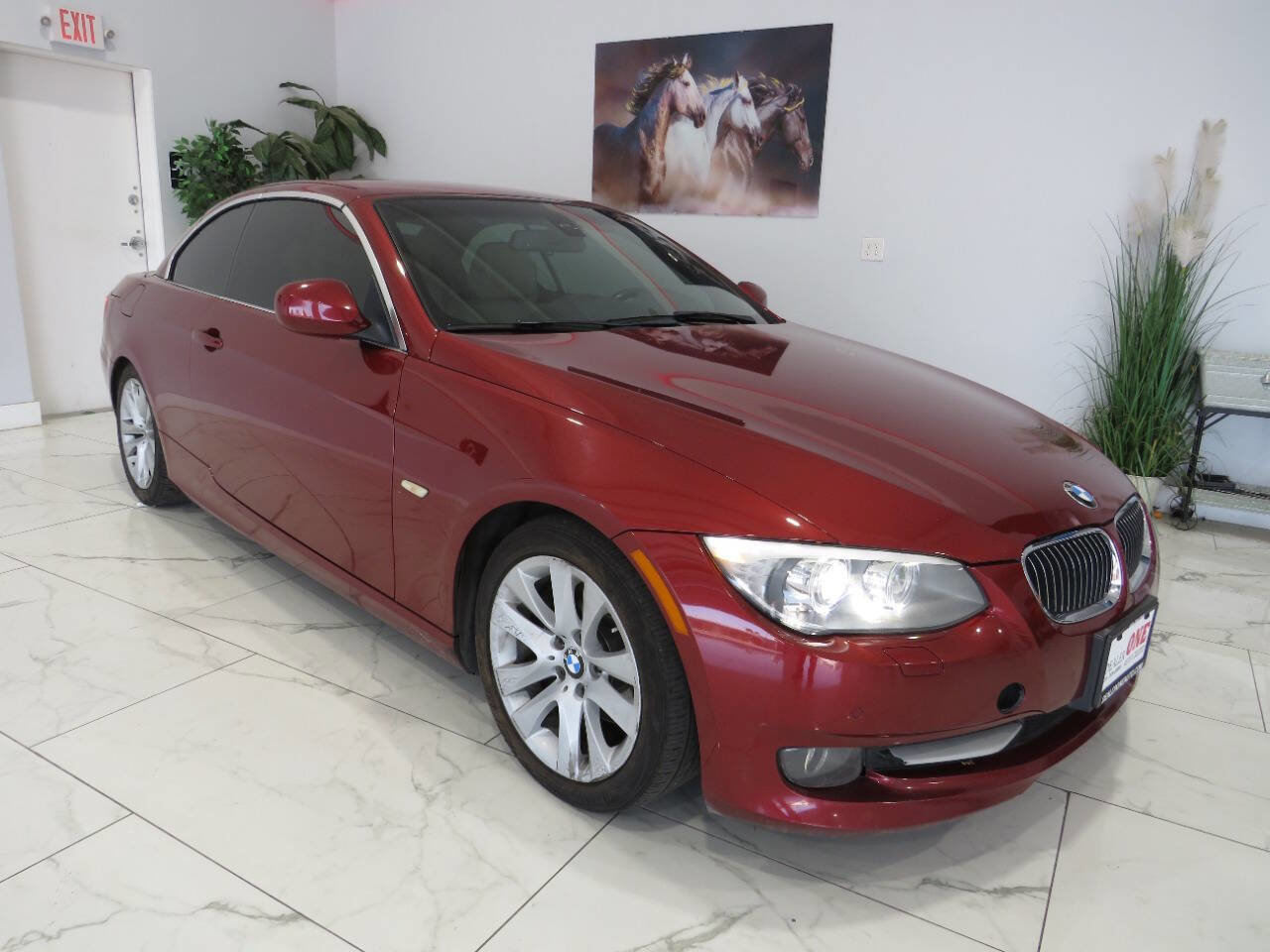Used 2012 BMW 328i Convertible RWD image 2
