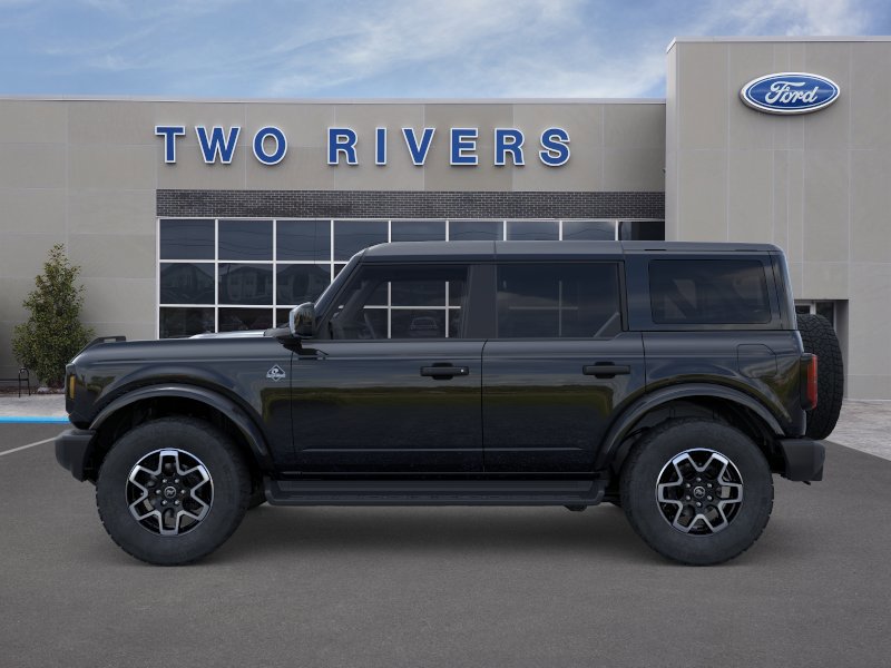 New 2026 Ford Bronco Outer Banks image 3