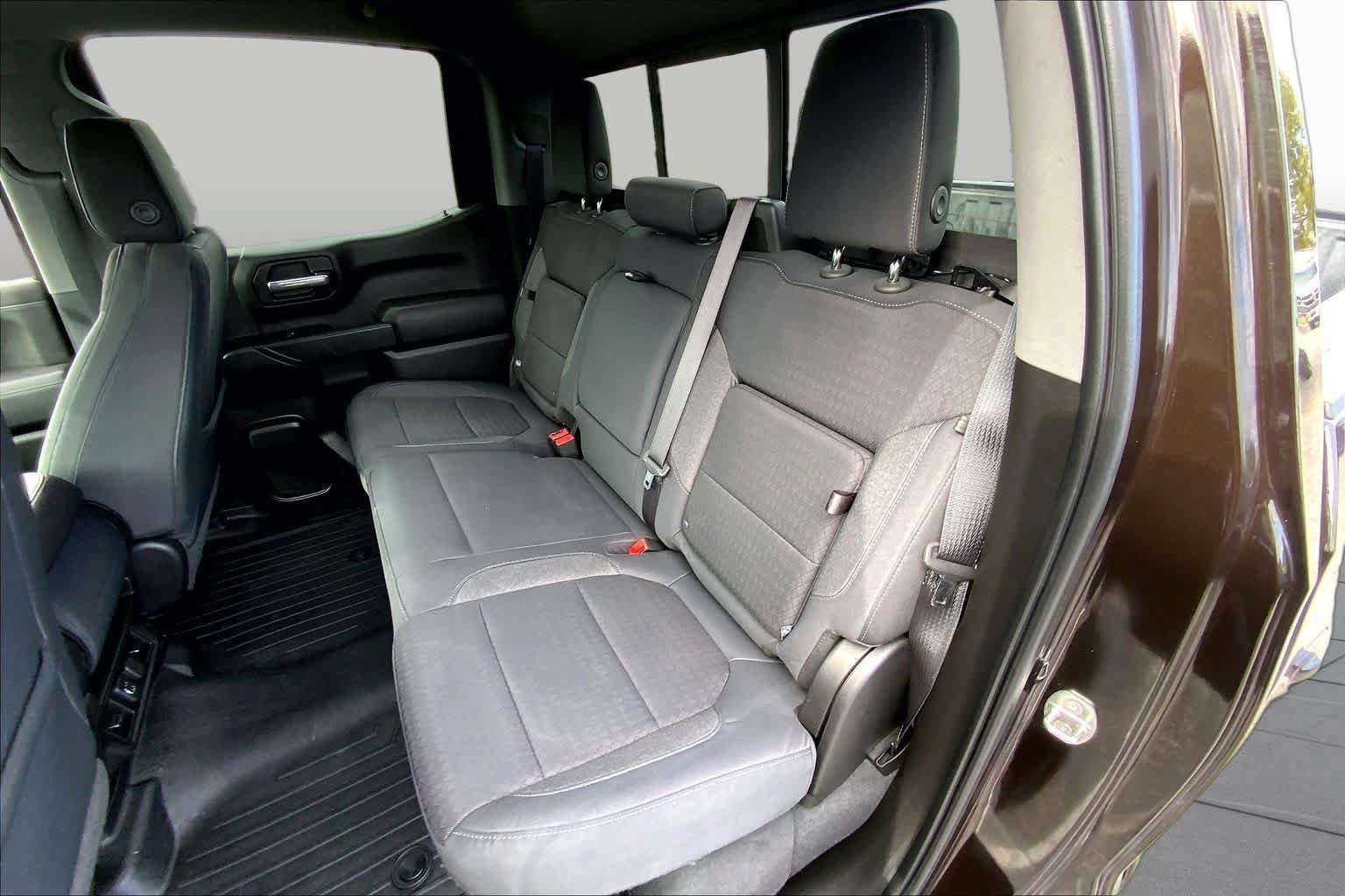 Used 2019 Chevrolet Silverado 1500 LT w/ Texas Edition AWD/4WD image 19
