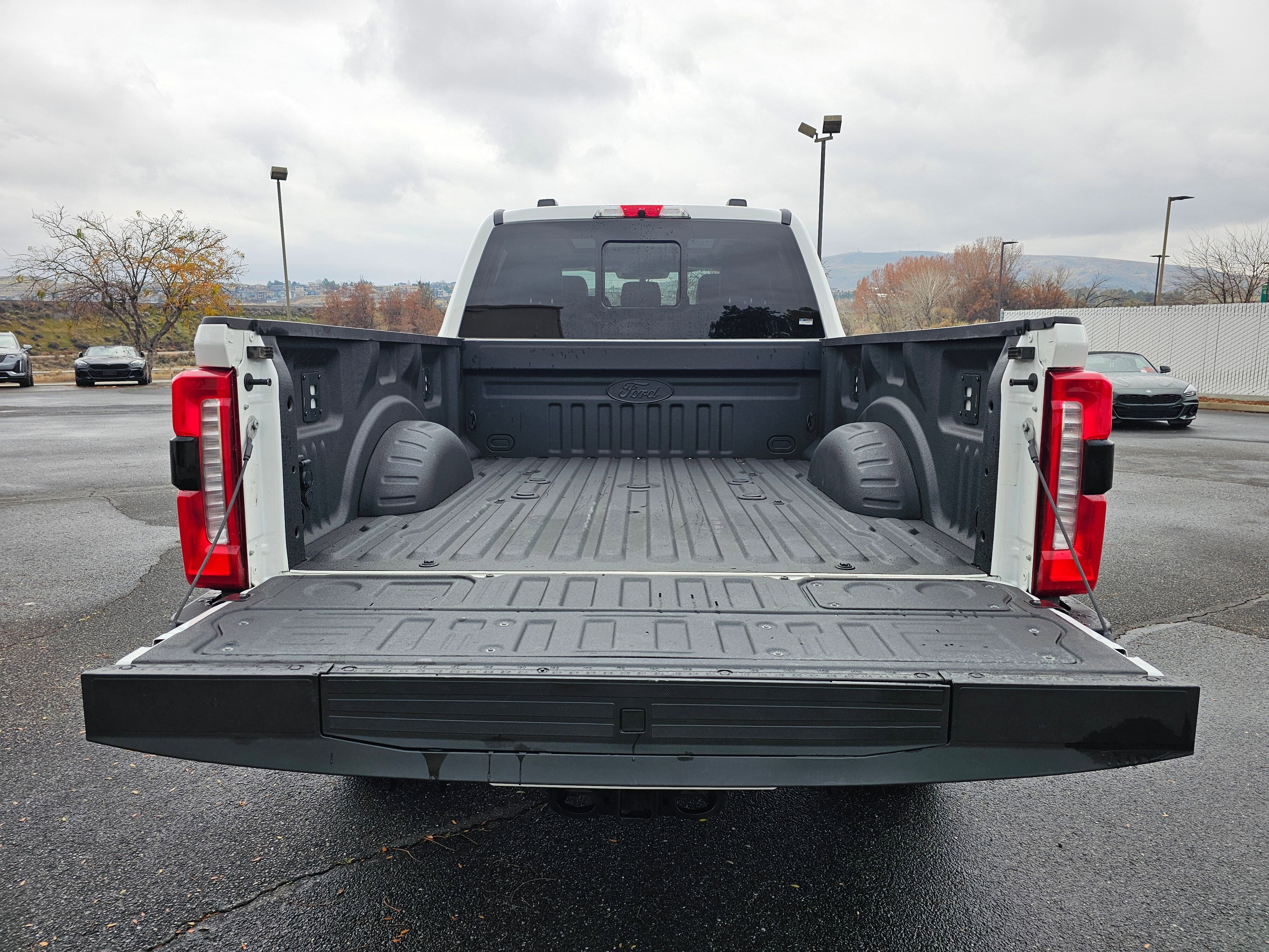 Used 2024 Ford F350 Lariat w/ Lariat Ultimate Package image 31