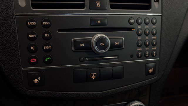 Used 2010 Mercedes-Benz C 63 AMG Sedan image 9