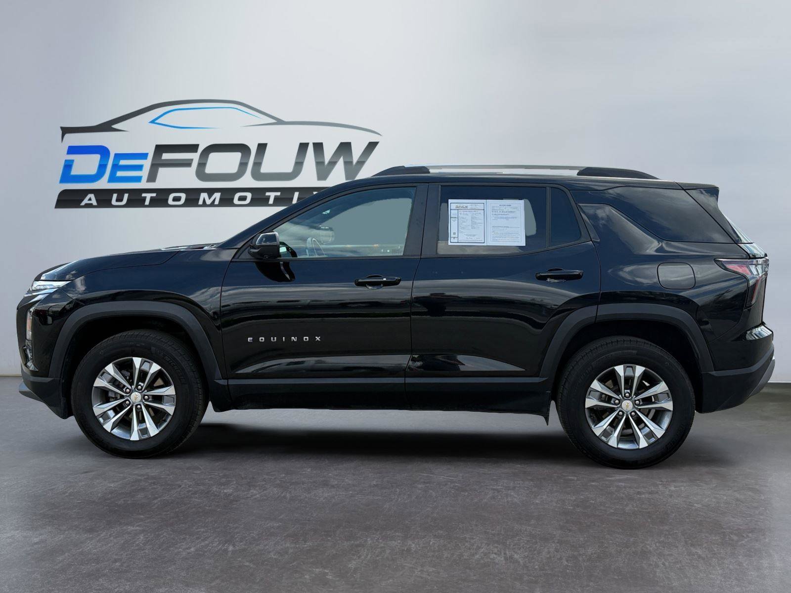 Used 2025 Chevrolet Equinox LT w/ Convenience Package II AWD/4WD image 6