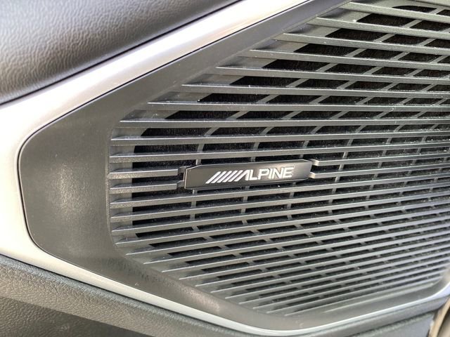 Used 2023 Jeep Wagoneer Series III w/ Preferred Equipment Group AWD/4WD image 18