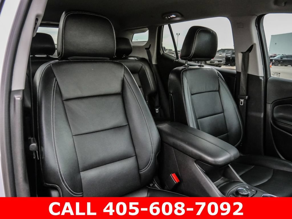 Certified 2024 GMC Terrain SLT AWD/4WD image 74