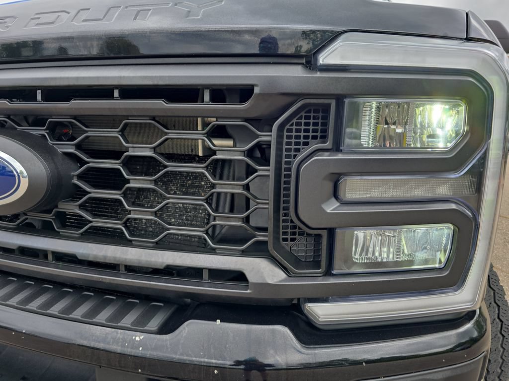 Used 2025 Ford F350 XL w/ STX Appearance Package AWD/4WD image 30