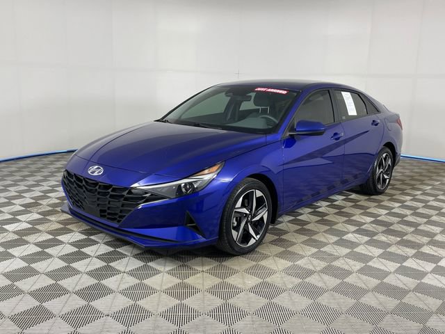Used 2023 Hyundai Elantra SEL w/ Convenience Package image 1