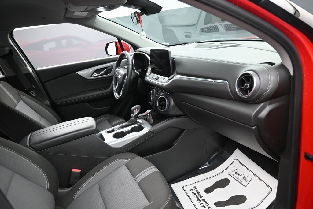 Used 2023 Chevrolet Blazer LT image 39