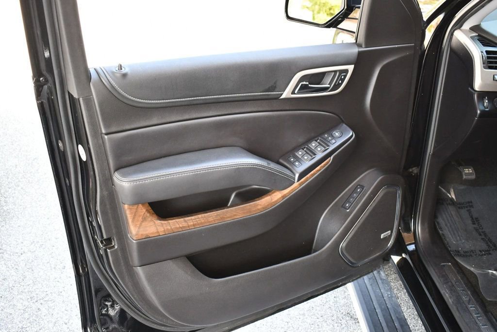 Used 2018 GMC Yukon Denali w/ Denali Ultimate Package image 12