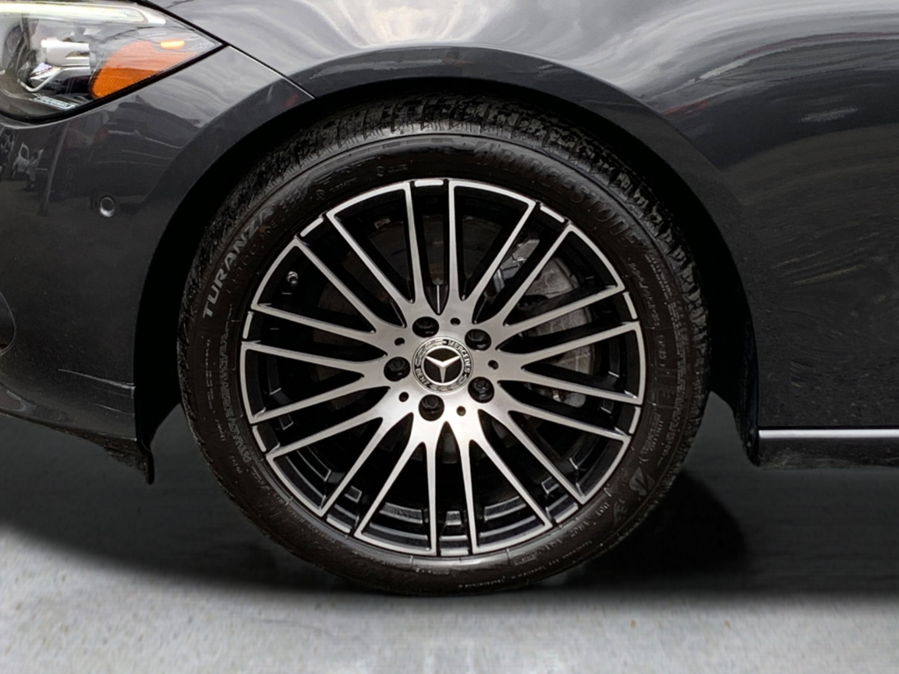 Used 2022 Mercedes-Benz C 300 4MATIC Sedan w/ Exclusive Trim Package image 13