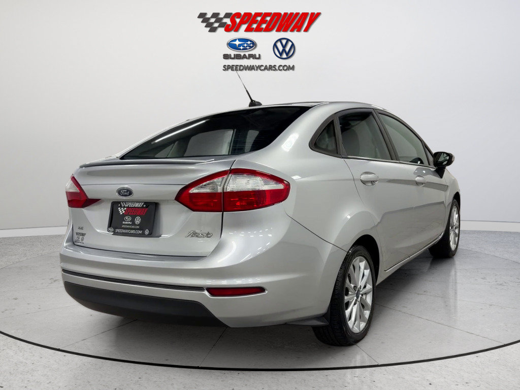 Used 2014 Ford Fiesta SE w/ Equipment Group 201A FWD image 6