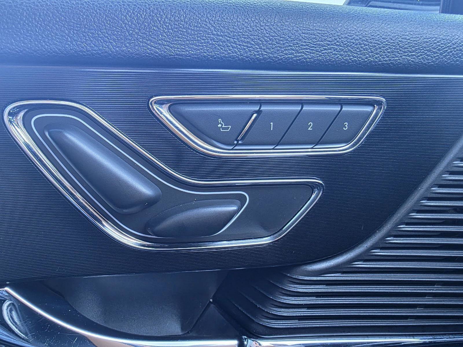 Used 2020 Lincoln Corsair AWD w/ Premium Package image 17