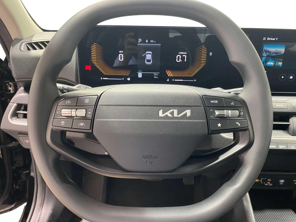 New 2026 Kia K4 FWD image 22