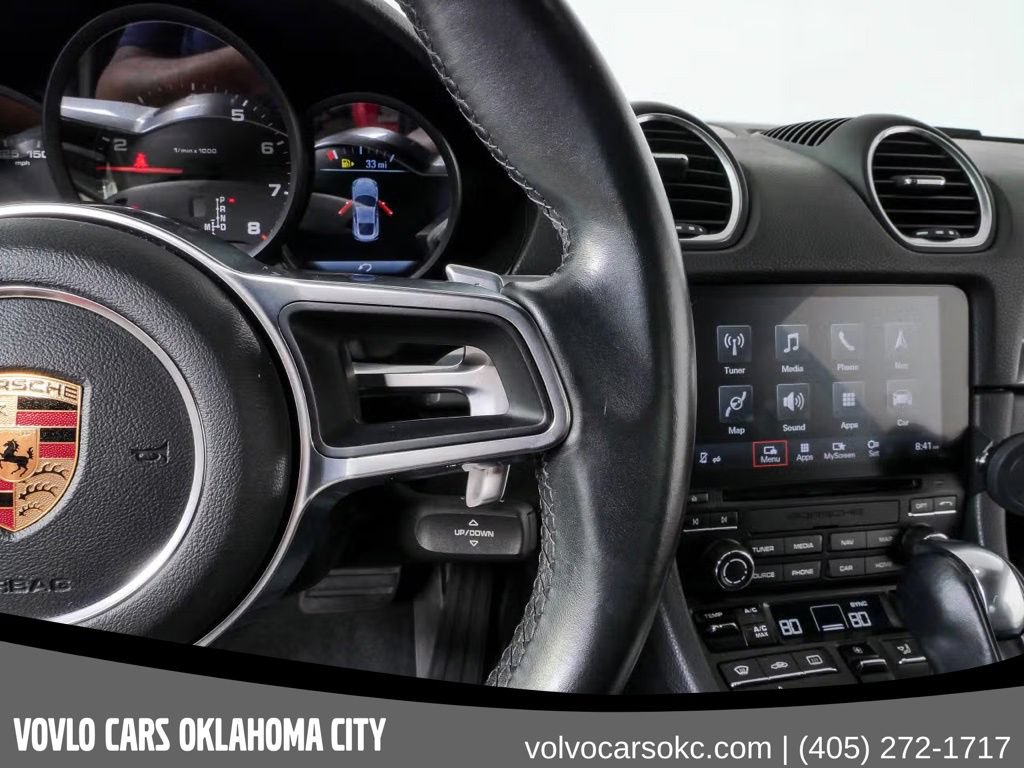 Used 2018 Porsche 718 Cayman RWD image 13