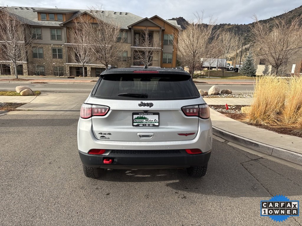 Used 2025 Jeep Compass Trailhawk image 7
