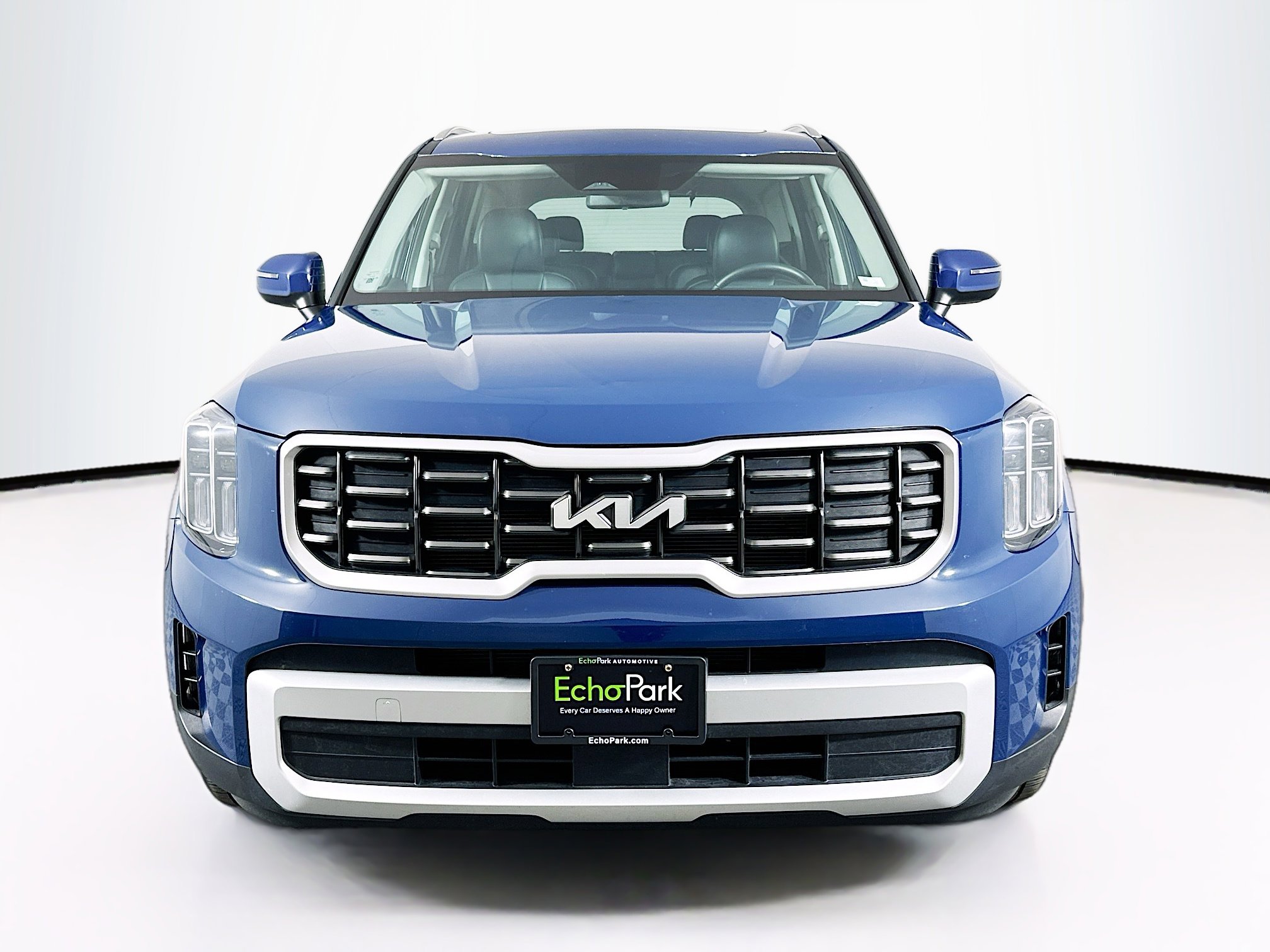 Used 2025 Kia Telluride S image 2