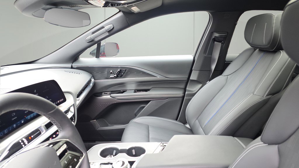 Certified 2025 Cadillac Lyriq Sport image 16