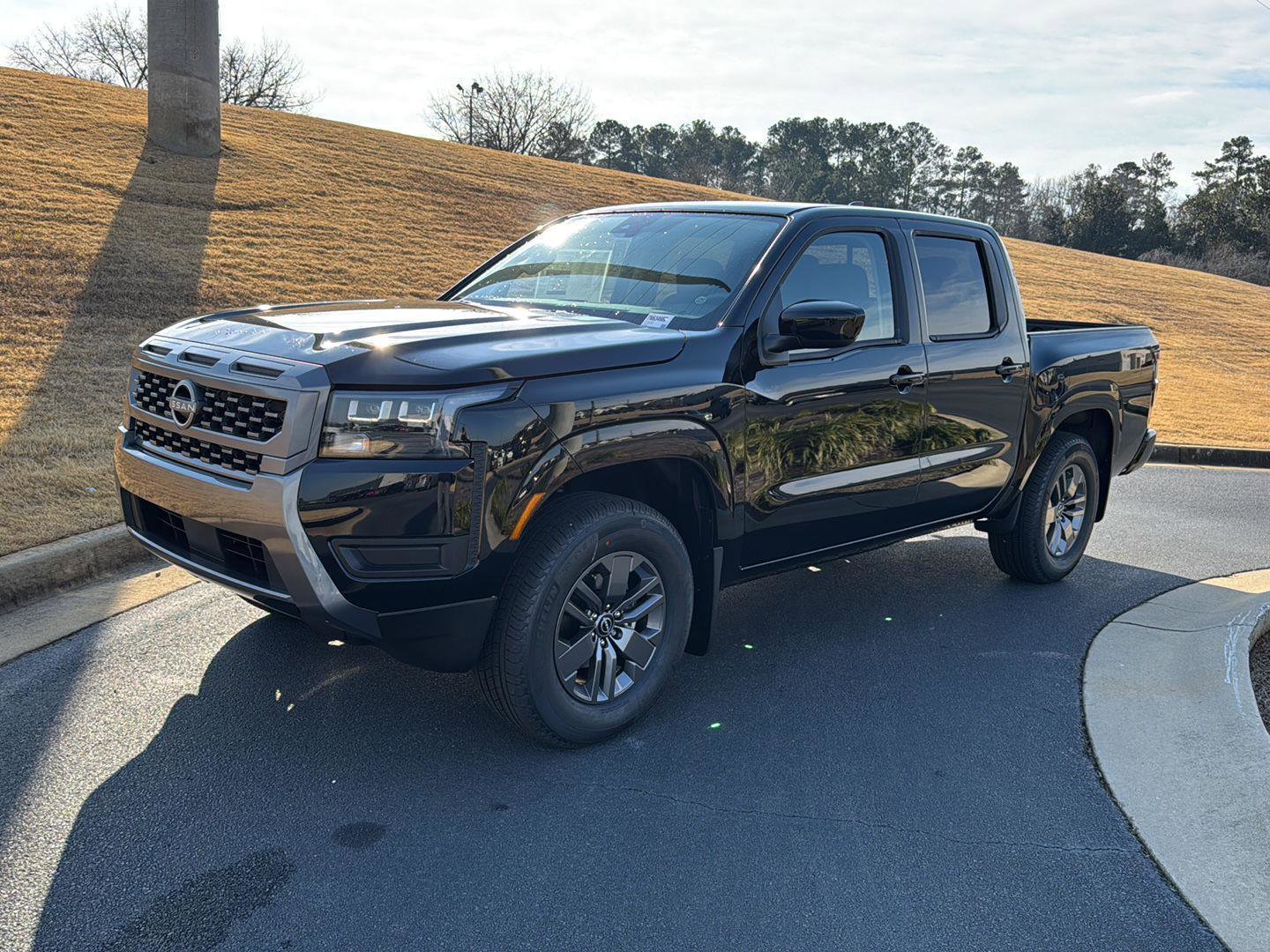 New 2026 Nissan Frontier SV w/ SV Convenience Package