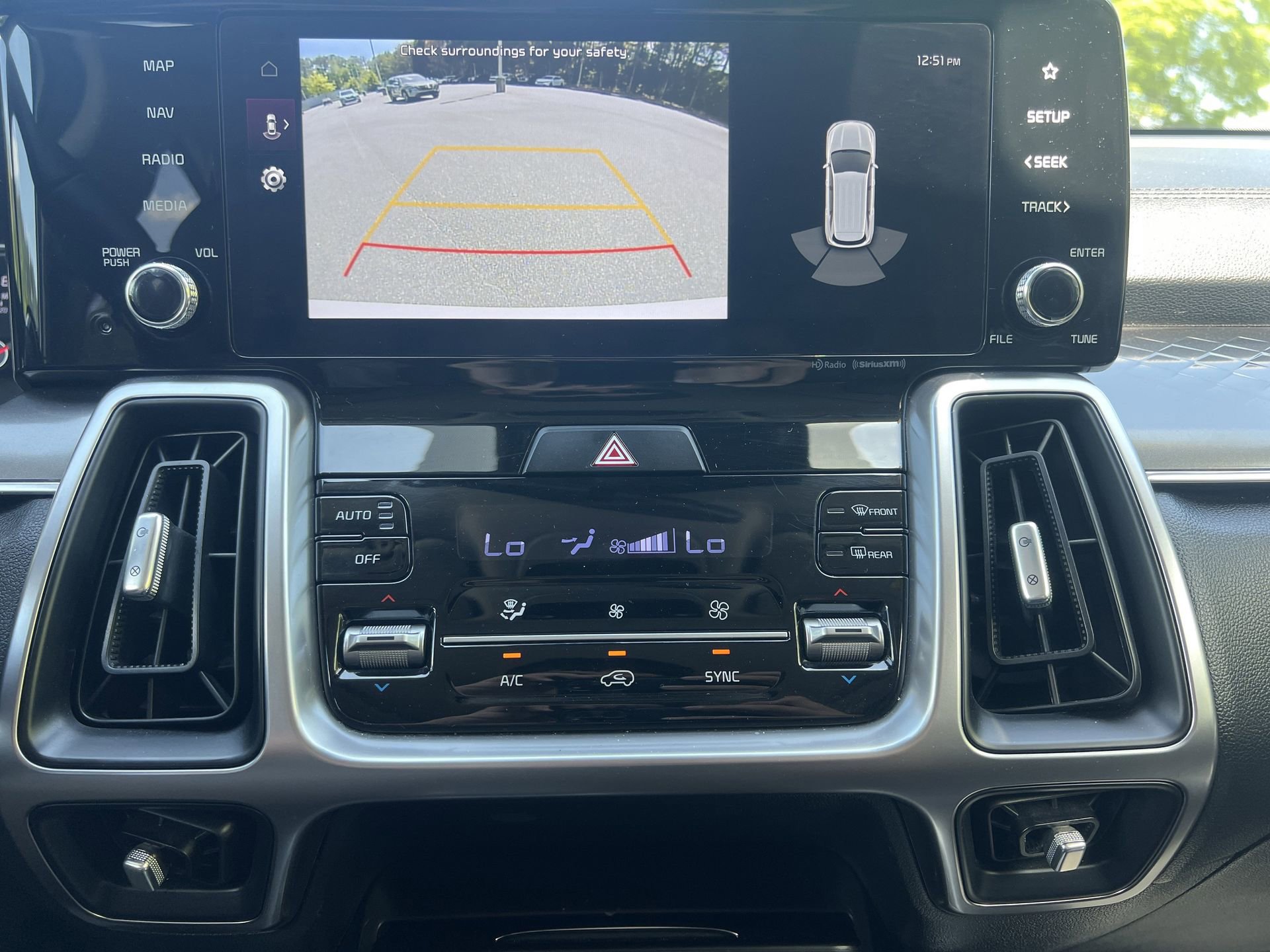 Used 2023 Kia Sorento S w/ Panoramic Sunroof Package FWD image 4